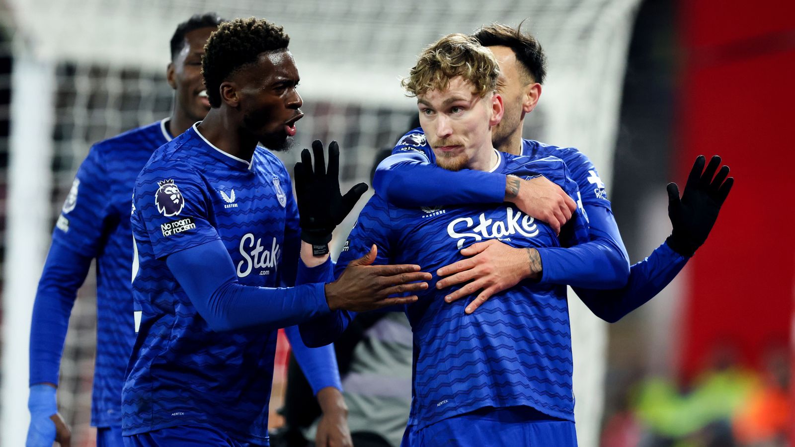 Nottingham Forest 0-2 Everton: James Garner comes back to haunt former side as hosts booed off at the City Ground