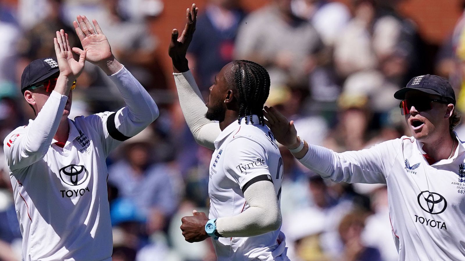 https://e0.365dm.com/25/12/1600x900/skysports-jofra-archer-england_7112570.jpg?20251217060916