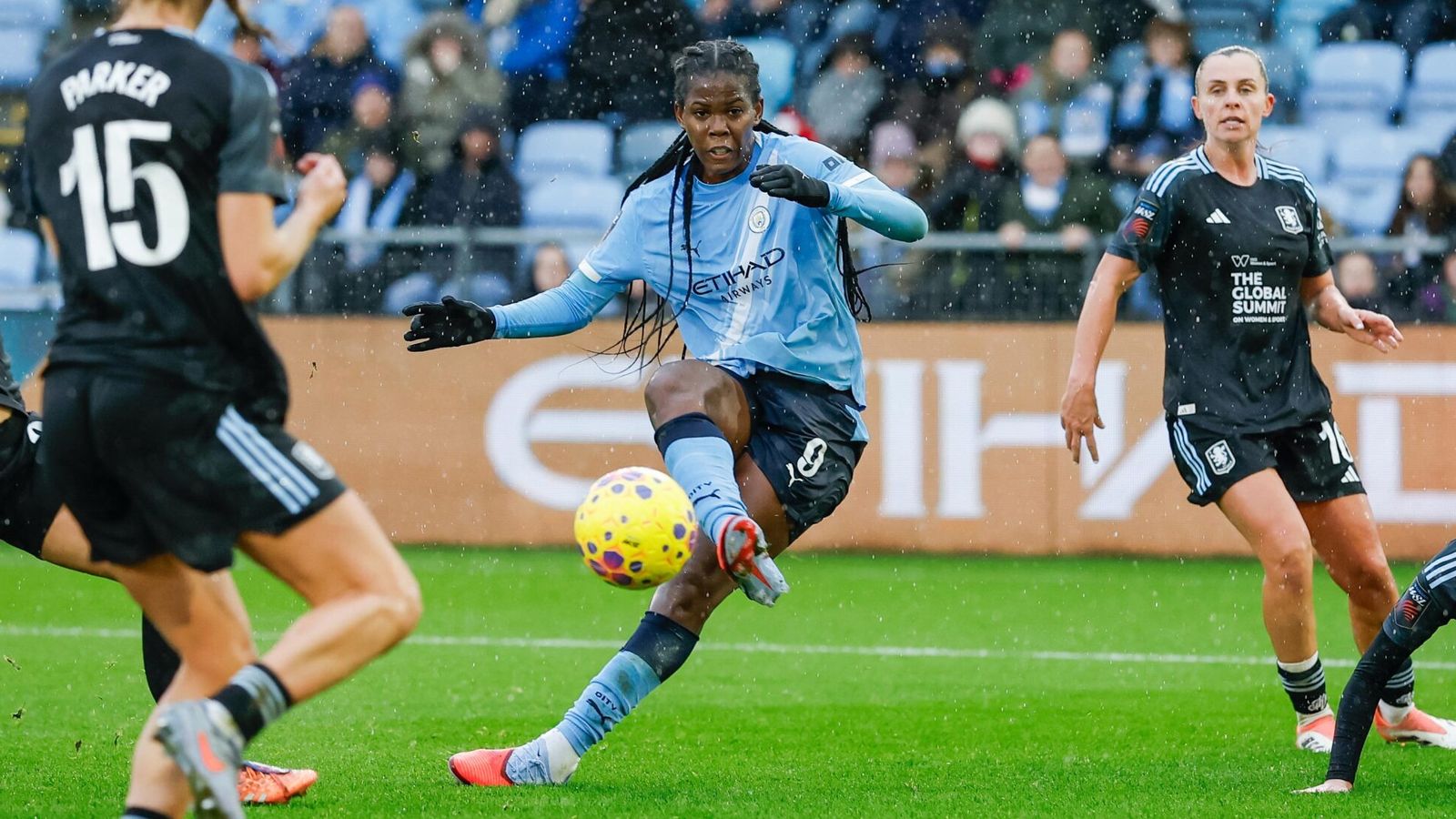 WSL round-up: Shaw scores four in Man City rout as Chelsea beat Brighton