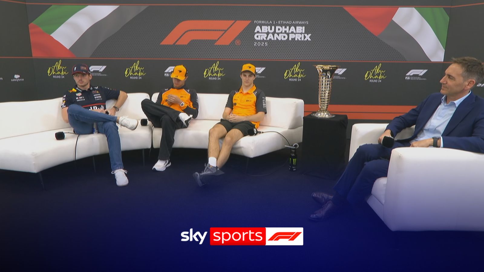 https://e0.365dm.com/25/12/1600x900/skysports-lando-norris-max-verstappen_7100771.jpg?20251204113528
