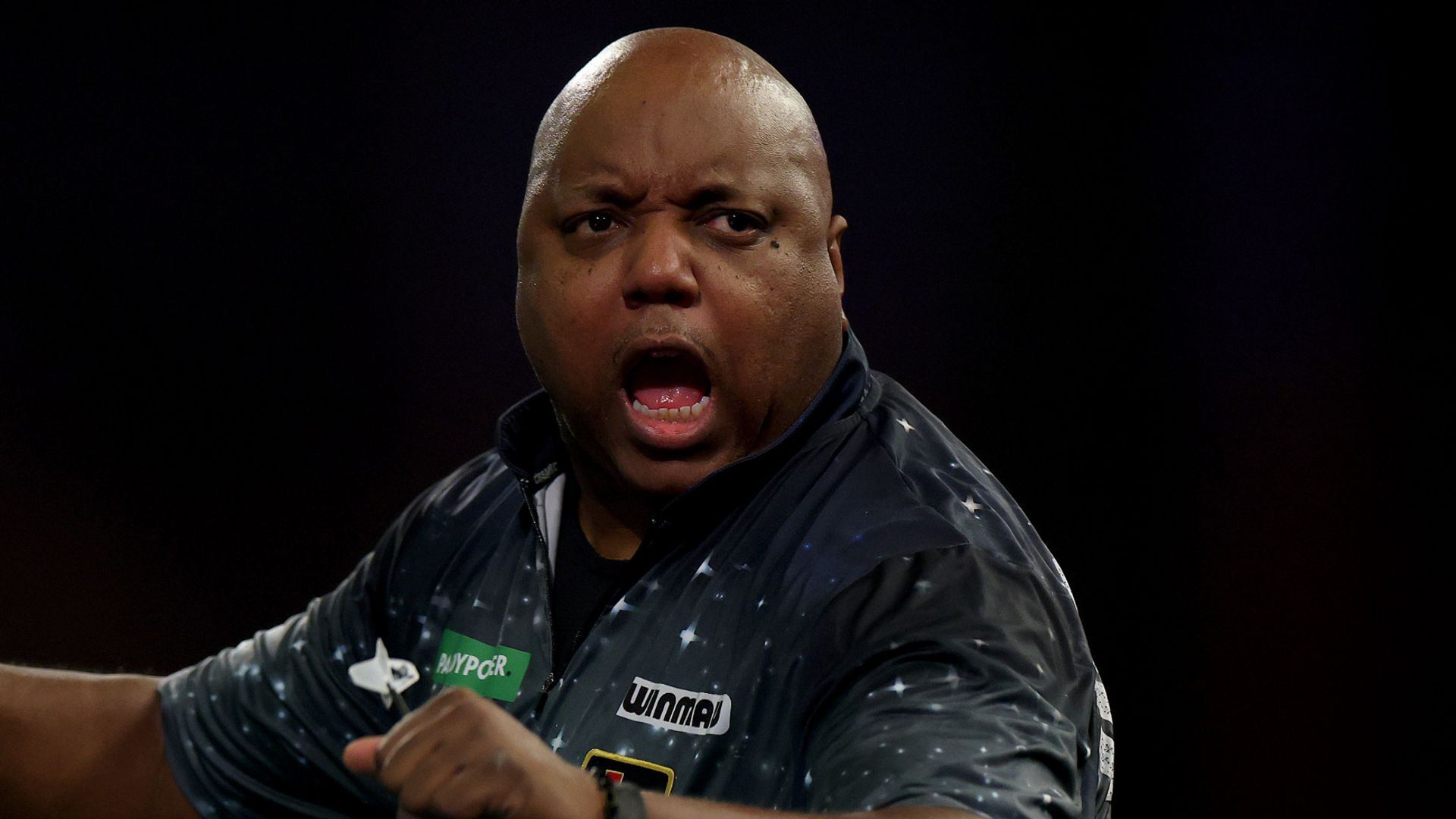 World Darts Championship: Dancing Gates in action, Rock to come LIVE!