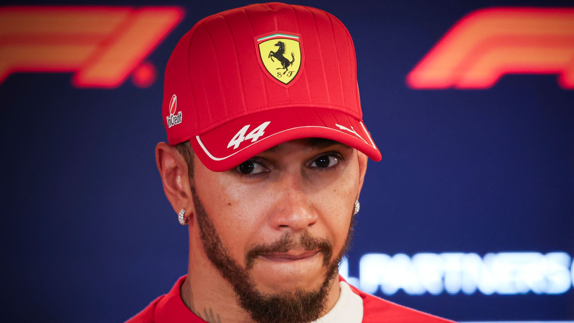 Hamilton to 'unplug from the matrix' over F1 off-season