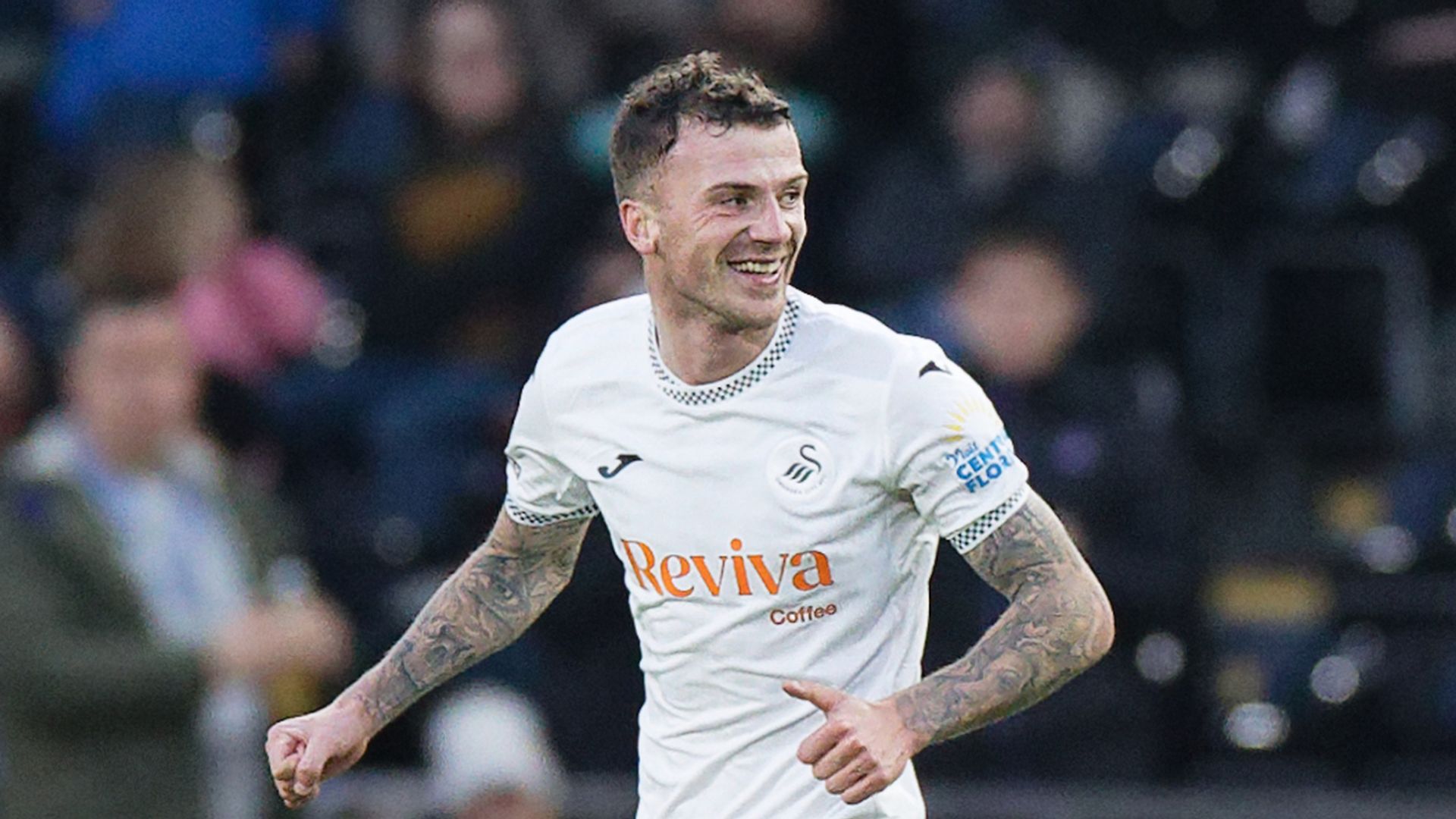 Tymon scores stunner to as Swansea see off Oxford