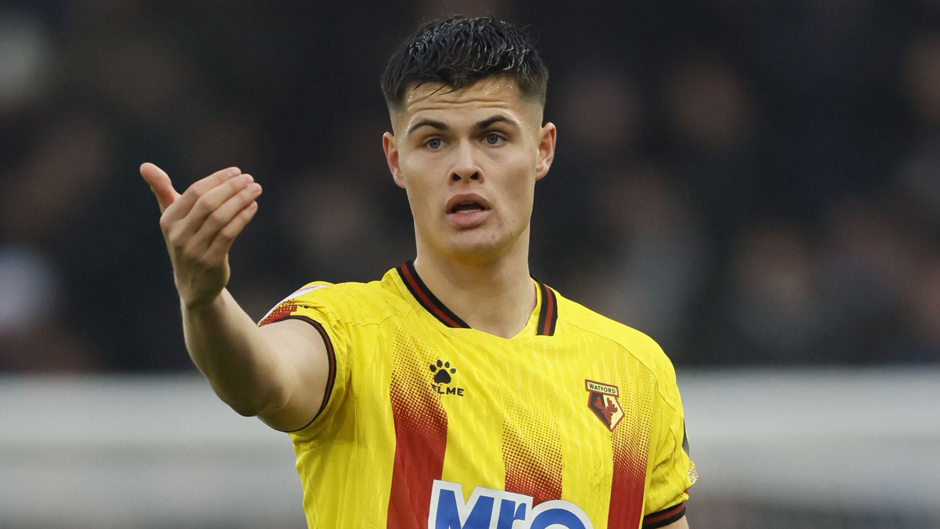 Watford strike late to beat Stoke