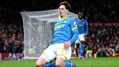 Wolves' Ladislav Krejci celebrates his equaliser against Man Utd