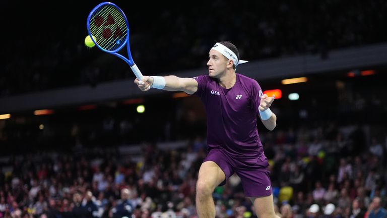 Casper Ruud em ação durante o terceiro dia da Grande Final do Victorian Plumbing UTS London 