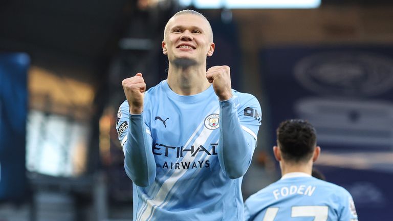 Erling Haaland celebrates his goal