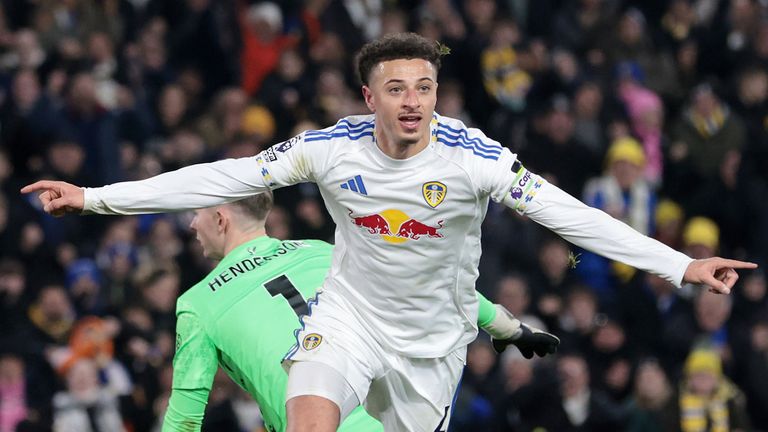 Ethan Ampadu celebrates after scoring Leeds third goal