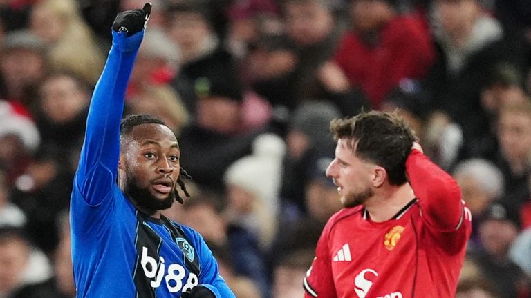 Antoine Semenyo celebrates scoring Bournemouth's equaliser against Manchester United