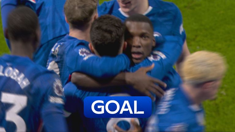 Enzo Fernandez scores for Chelsea vs Bournemouth