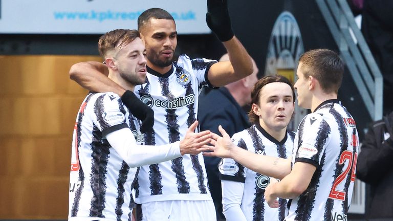 St Mirren's Conor McMenamin celebrates with his team mates after scoring to make it 1-0 during thematch between St Mirren and Dundee United