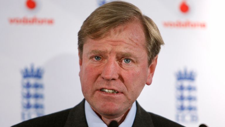 Former ECB chair Hugh Morris has passed away at the age of 62