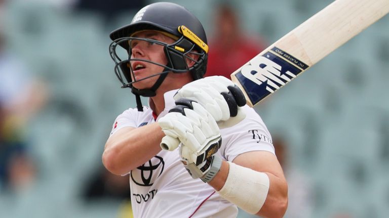 England's Jamie Smith bats during play on the final day of the third Ashes cricket test between England and Australia in Adelaide, Australia, Sunday, Dec. 21, 2025. (AP Photo/James Elsby)