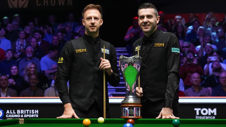 Finalists Judd Trump and Mark Selby pose for a photo ahead of the final on day nine of the 2025 Victorian Plumbing UK Championship at York B