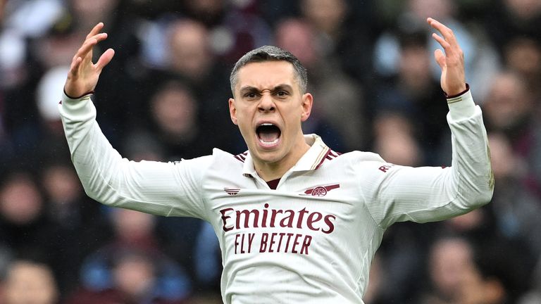 Leandro Trossard celebrates after levelling for Arsenal