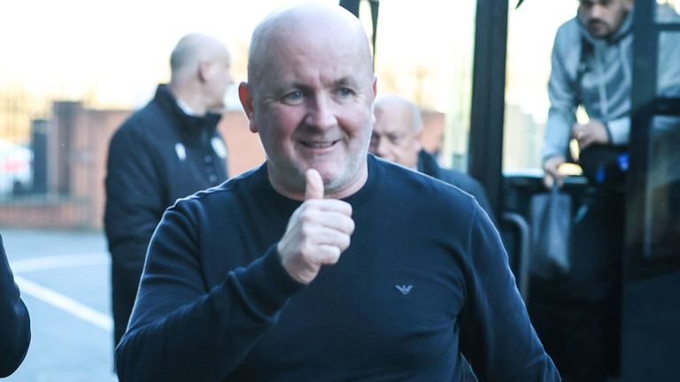 PAISLEY, SCOTLAND - DECEMBER 20: Livingston Manager David Martindale during a William Hill Premiership match between St Mirren and Livingston at the SMiSA Stadium, on December 20, 2025, in Paisley, Scotland. (Photo by Alan Harvey / SNS Group)