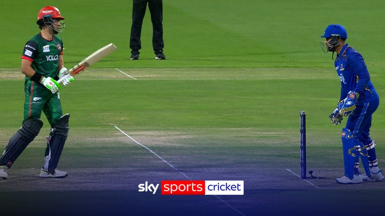 Bizarre moment Nicholas Pooran refused to stump slow-scoring Max Holden!