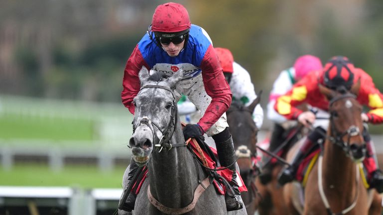 No Drama This End, ridden by Harry Cobden, on the way to winning the Betfair Winter Novices' Hurdle at Sandown