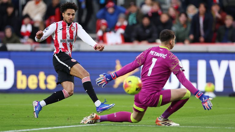 Kevin Schade gives Brentford an early lead against Bournemouth