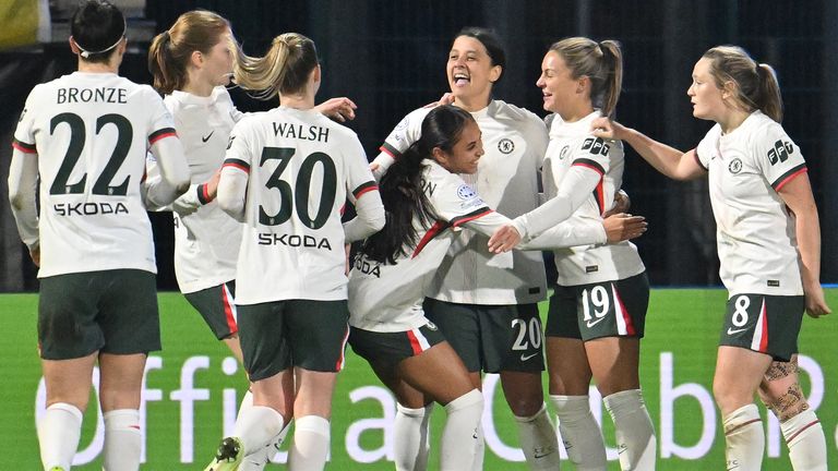 Sam Kerr celebrates her winning goal for Chelsea 