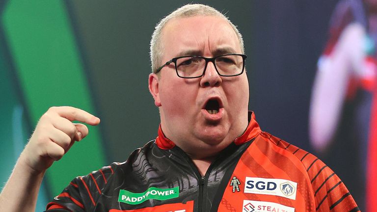 Stephen Bunting during the 2026 Paddy Power World Darts Championship at Alexandra Palace, London.