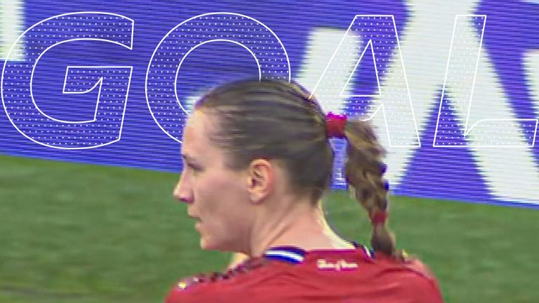 Manchester United take the lead against West Ham.