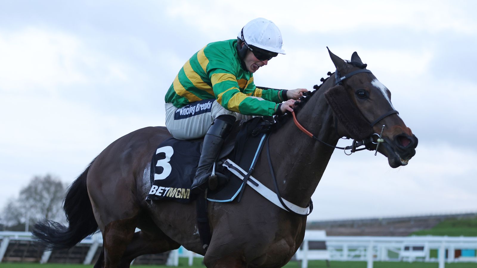 Clarence House Chase: Jonbon lands dramatic Ascot crown under James Bowen after Il Etait Temps falls