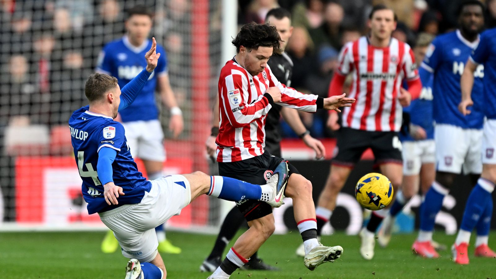 Sheffield United 3-1 Ipswich Town: Tractor Boys lose ground in promotion race after defeat at Bramall Lane