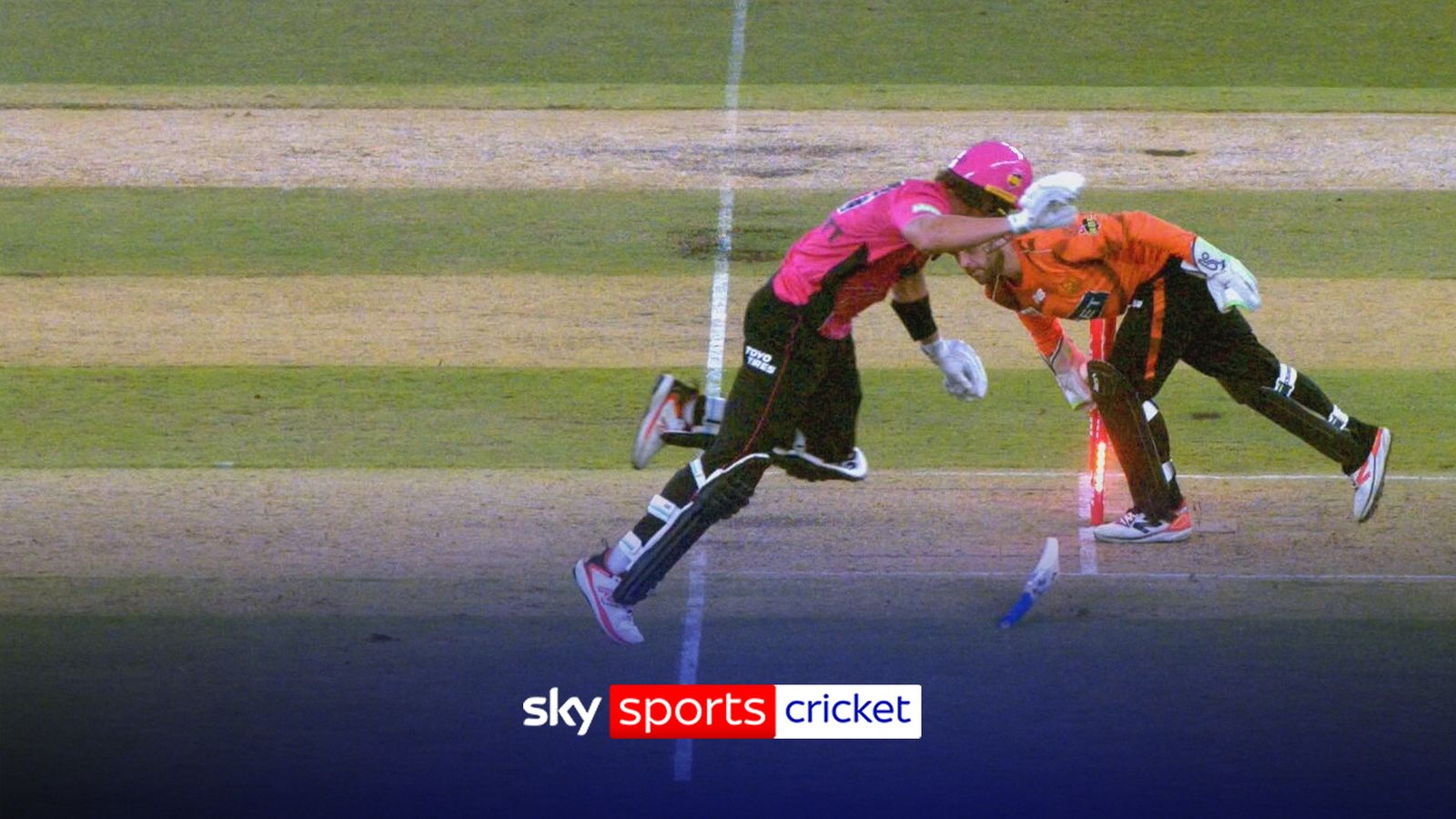 Big Bash League: Sixers suffer crazy run-out