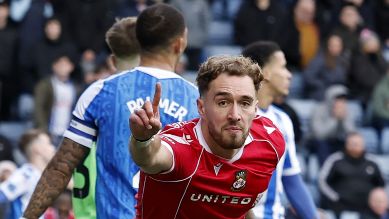Sheffield Wednesday 0-1 Wrexham: Sam Smith scores winner as Red Dragons boost play-off hopes