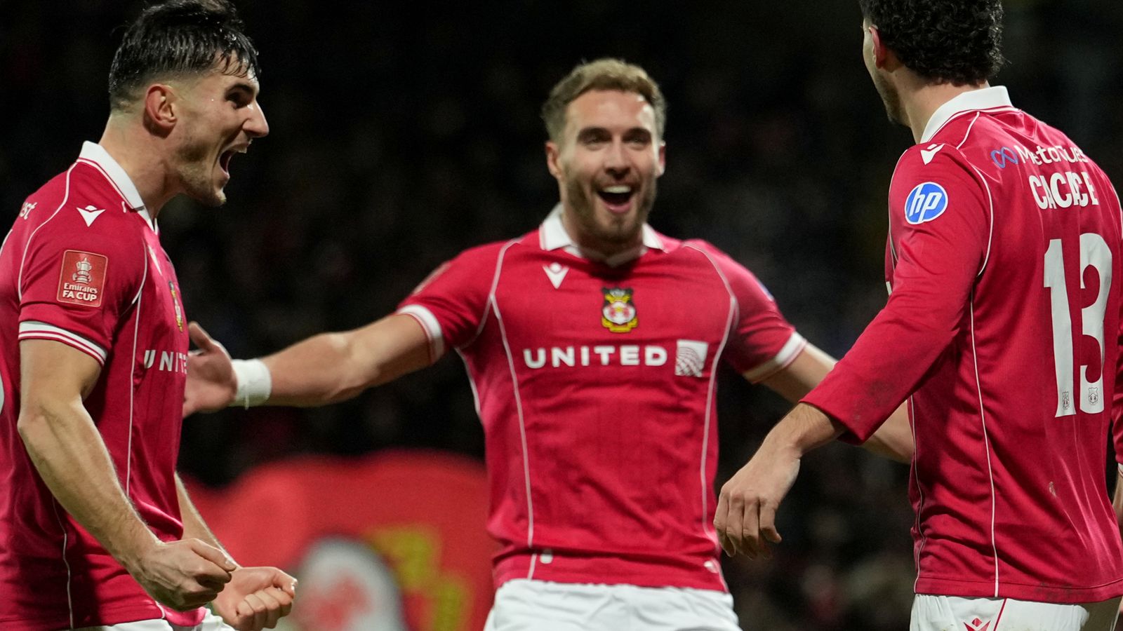 Live coverage of Wrexham vs Nottingham Forest
