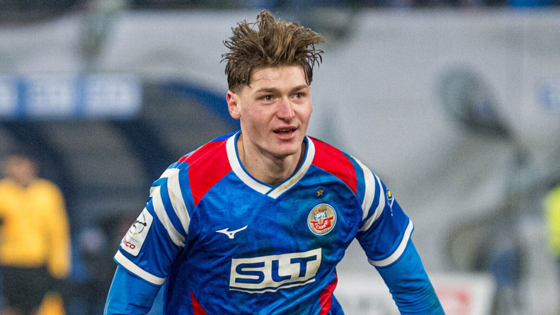 Scot Prem latest: Rangers bid for striker Naderi