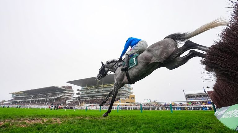 Dan Skelton's Be Aware returns to action on Friday