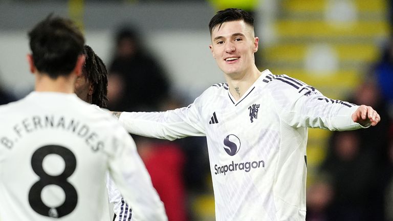 Benjamin Sesko celebrates making it 2-1 to Man Utd