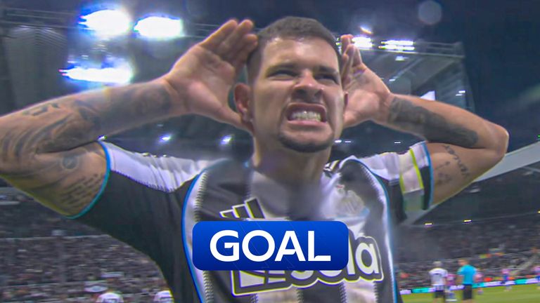 Newcastle score against Crystal Palace.