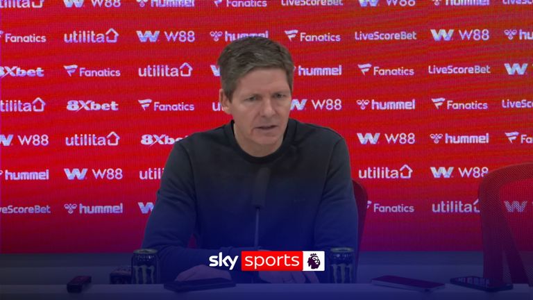 Following defeat at Sunderland, Crystal Palace manager Oliver Glasner continued to attack the club's hierarchy at the post-match press conference!