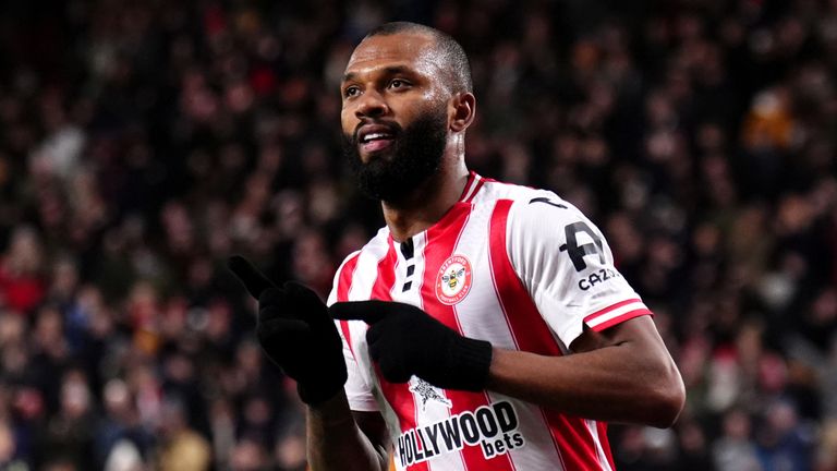 Igor Thiago celebrates scoring for Brentford