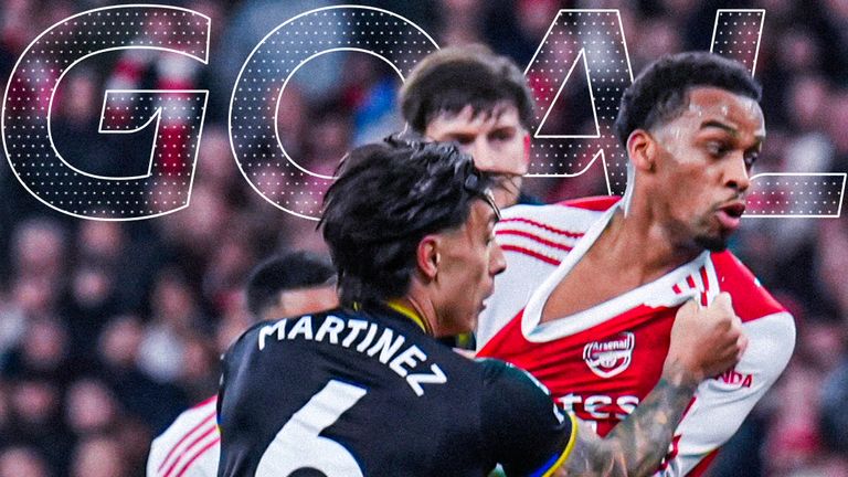 Martinez scores OG for Man Utd vs Arsenal