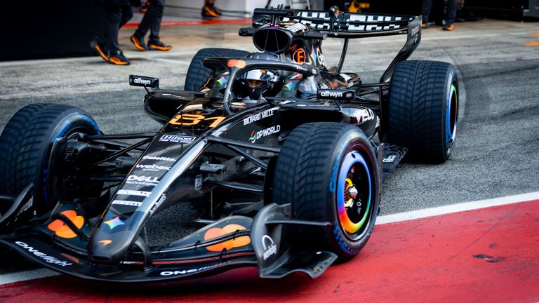 Oscar Piastri McLaren MCL40 Barcelona Thursday