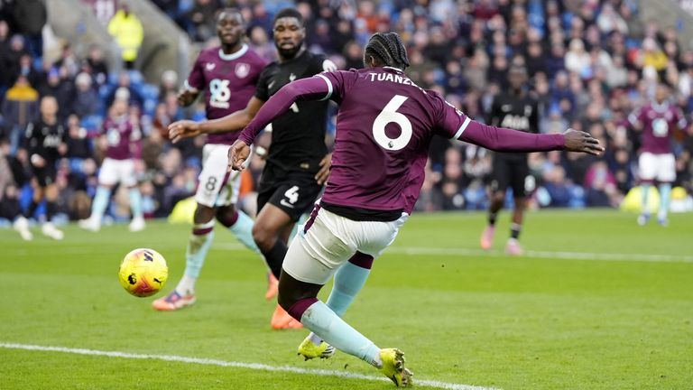 Axel Tuanzebe equalises for Burnley against Spurs