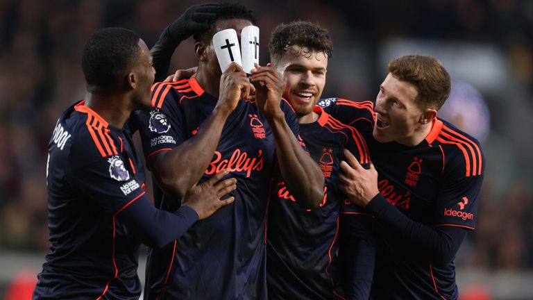 Taiwo Awoniyi celebrates after doubling Nottingham Forest's lead at Brentford