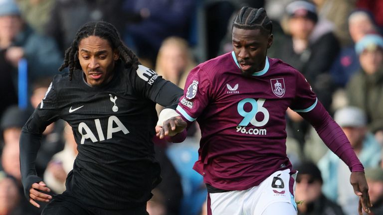 Djed Spence tangles with Axel Tuanzebe