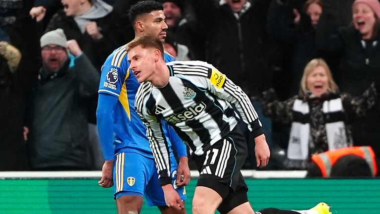 Harvey Barnes wheels away to celebrate after equalising for Newcastle against Leeds
