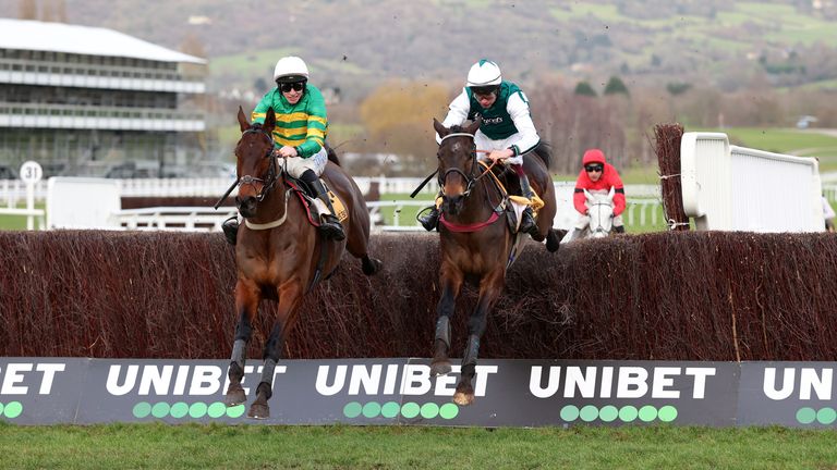 Spillane's Tower and L'Homme Presse jump the last