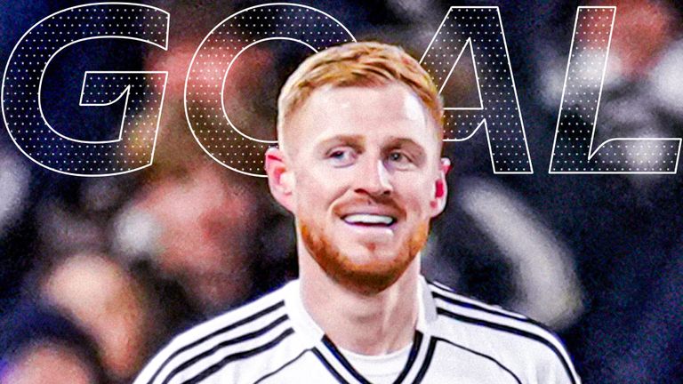 Fulham's Reed scores against Liverpool