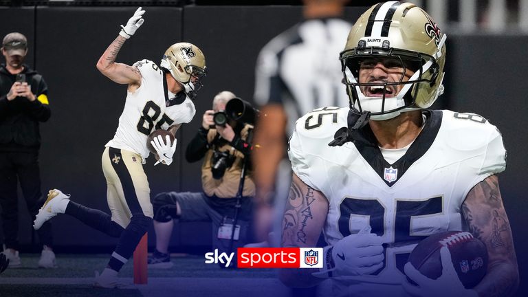 New Orleans Saints @ Atlanta Falcons | Ronnie Bell pulls in unreal one-handed catch for Saint touchdown