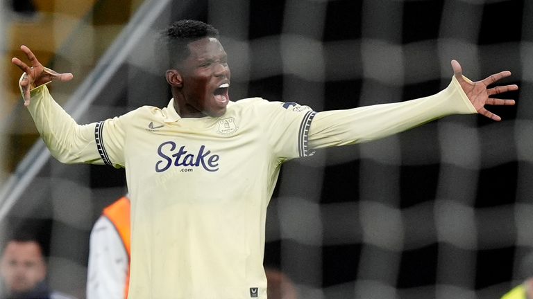 Everton's Thierno Barry celebrates after scoring