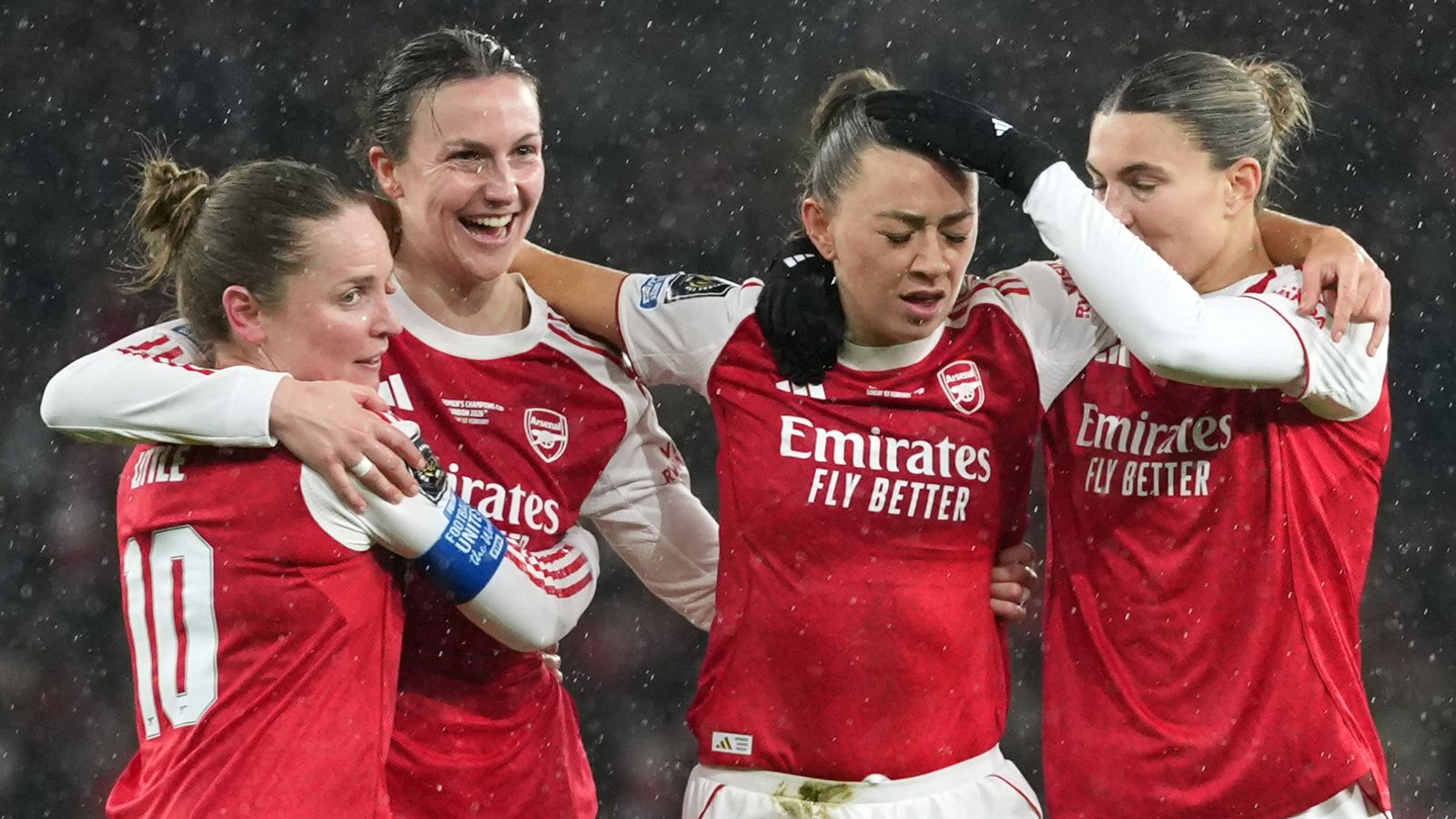 https://e0.365dm.com/26/02/1600x900/skysports-arsenal-wsl_7159526.jpg?20260208192250