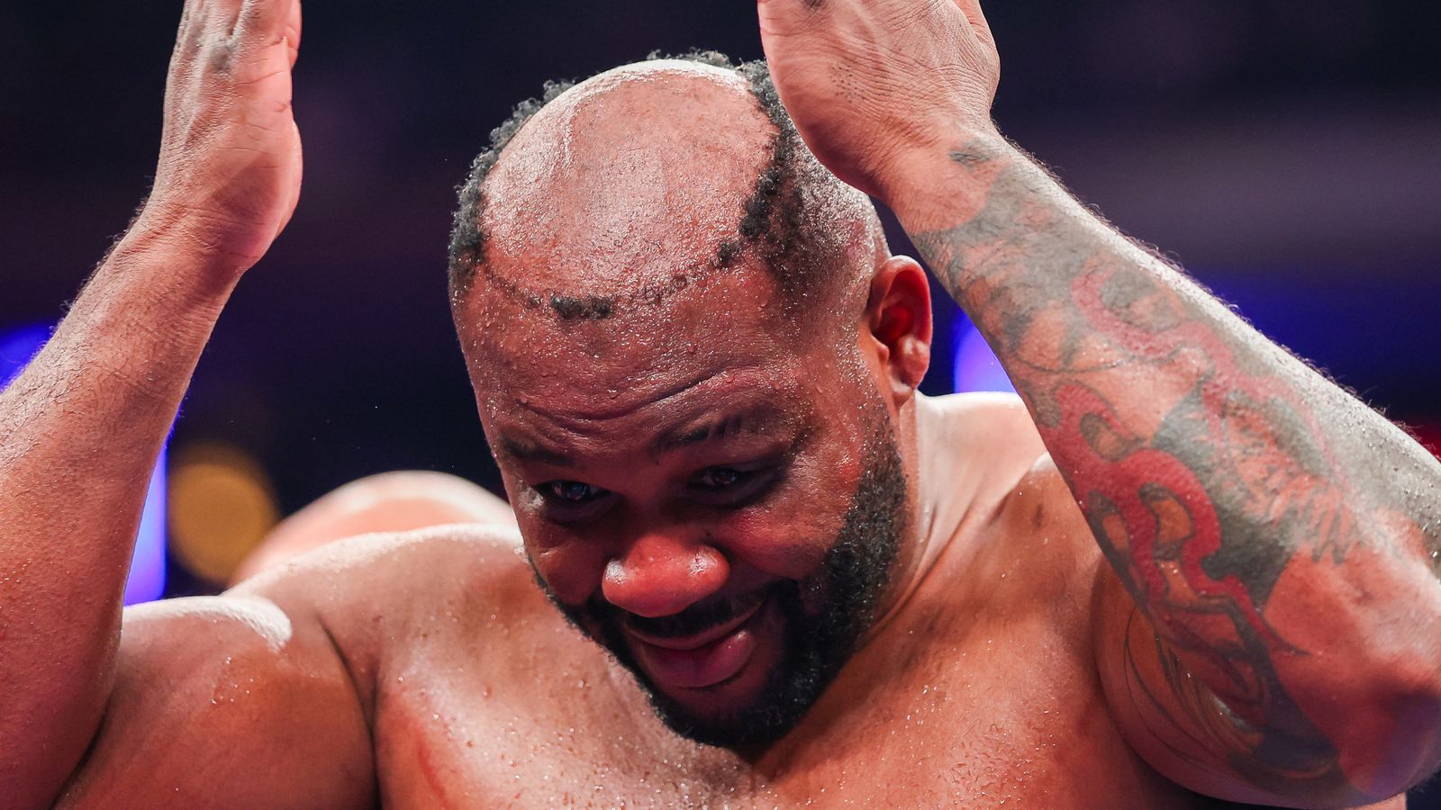 Jarrell Miller: Heavyweight boxer involved in bizarre incident as hairpiece comes off during fight against Kingsley Ibeh