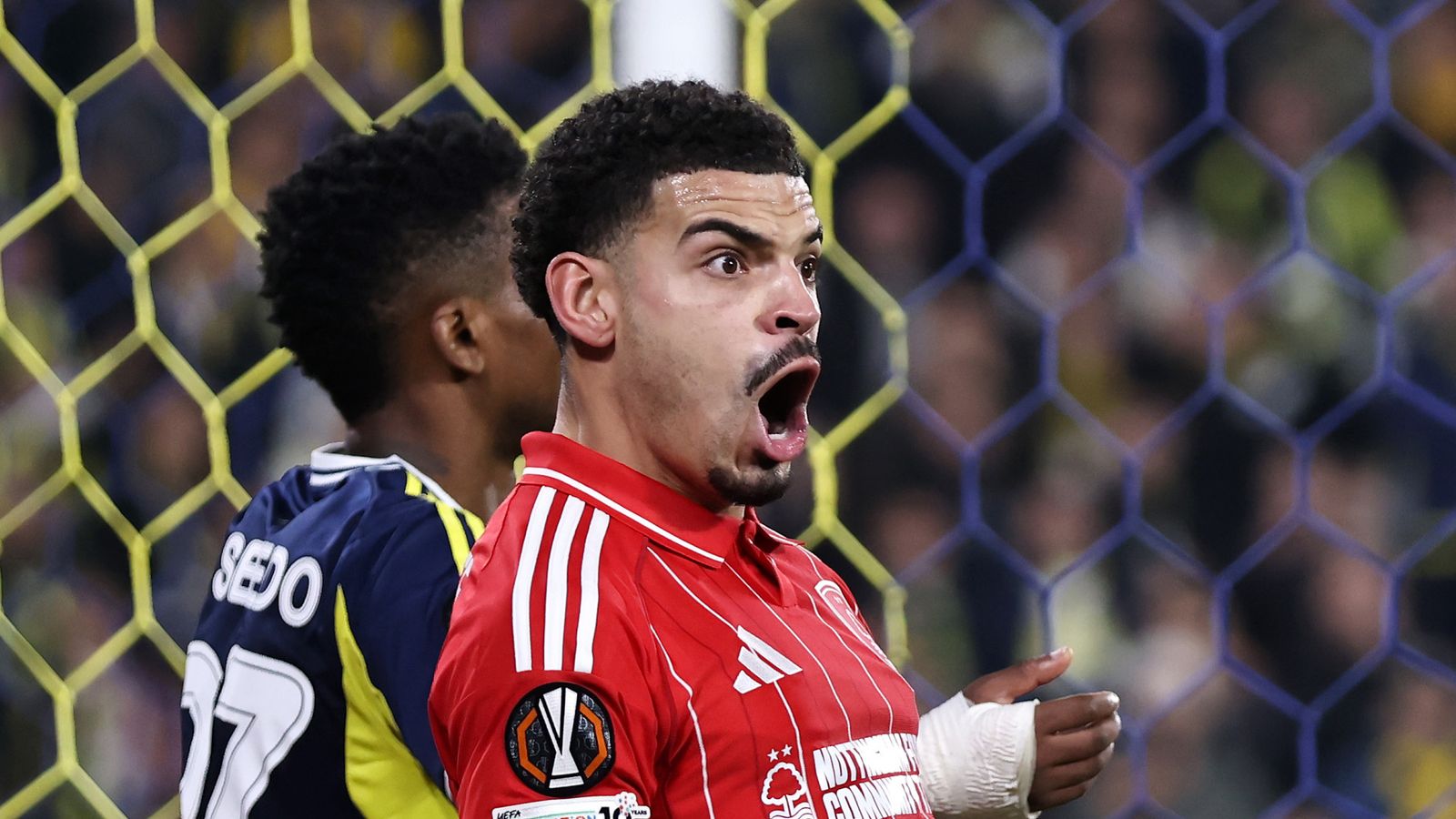 Fenerbahce 0-3 Nottingham Forest: Vitor Pereira enjoys perfect start to put his side in control of Europa League knockout tie